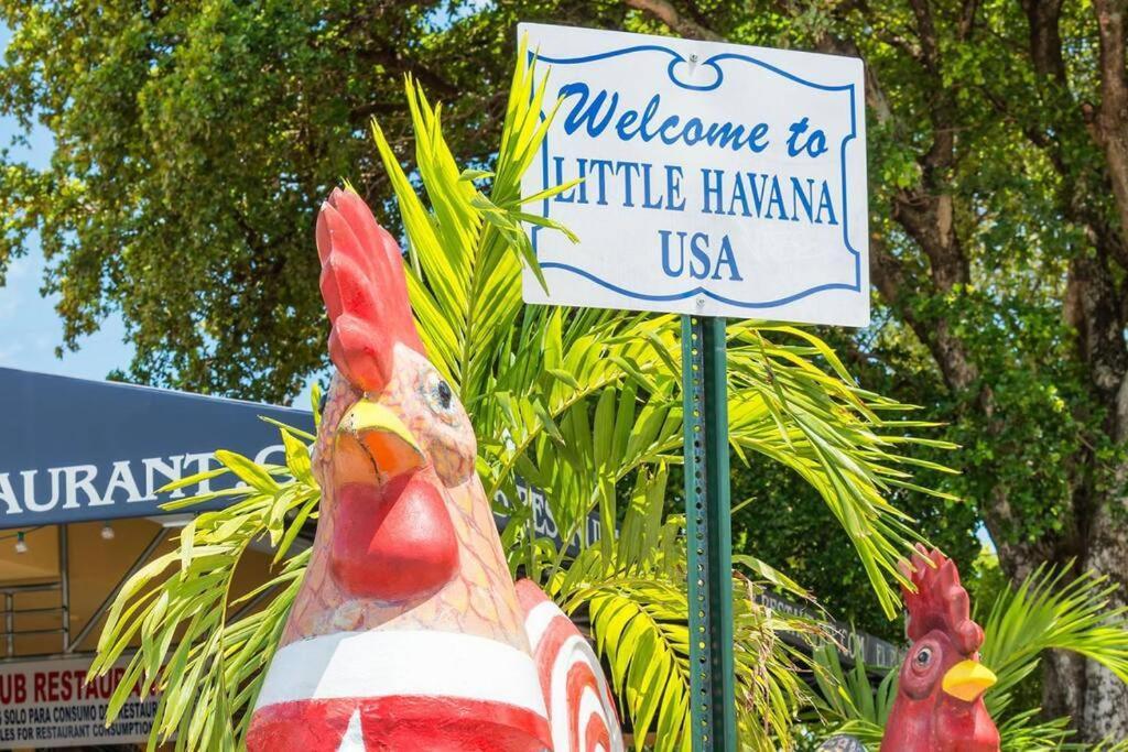 New! Havana Nights Villa ! Walk To Calle Ocho! Miami Exterior foto